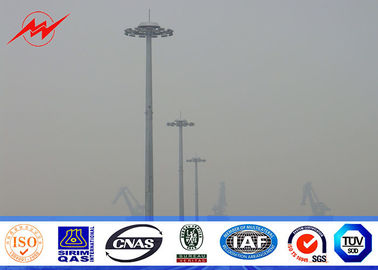 Chine 45M haut mât octogonal galvanisé Polonais léger avec le bras de parenthèse de plate-forme pour l'éclairage de stade fournisseur