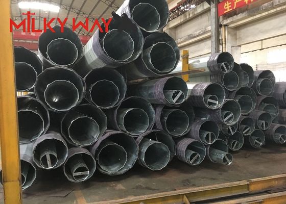 Chine Tour monopolaire en acier galvanisé de 36 m pour réseaux mobiles, charge de 24 kN fournisseur