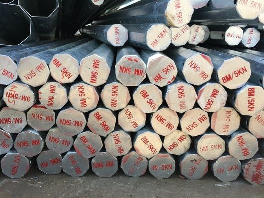 qualité  11KV 38KV Hot Dip Galvanized Electric Power Pole with ISO 9001 Certification and IP 65 Rating for High Wind Speed 160km/h Usine