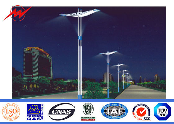 Section en acier galvanisée de peinture de HDG 3mm Polonais un pour l'éclairage de route