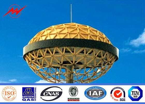 HDG peignant le haut mât Polonais de 70M avec le système de levage pour l'éclairage de plaza