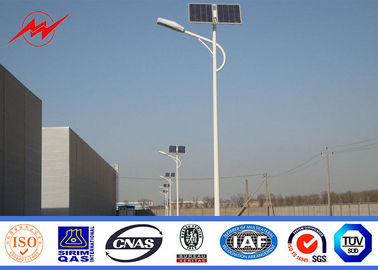 Réverbère solaire dégrossi multi extérieur de taille de 8m à de 14m Polonais avec le bras croisé de 2m