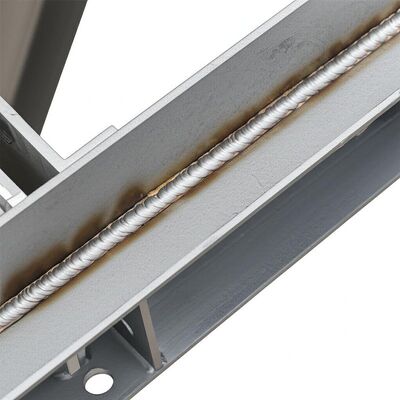 AWS D1.1 Pôle d'alimentation en acier soudé avec garantie de 15 ans et protection IP65 pour les lignes de transport