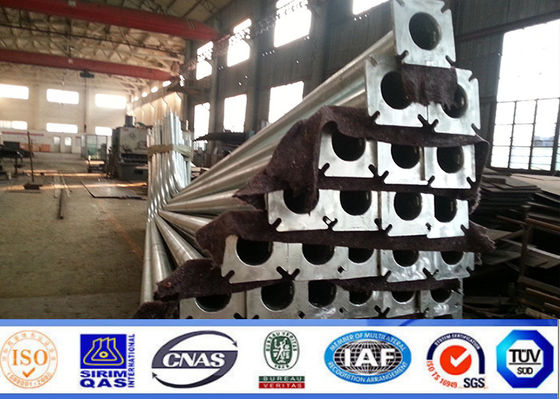 Poteaux solaires de 6 m avec une luminosité de 90-100lm/W et une protection IP65