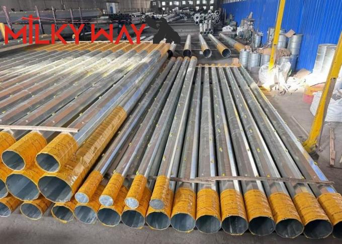 27.5m 32m pôle d'acier galvanisé Le choix préféré pour les structures robustes et résistantes à la corrosion 0